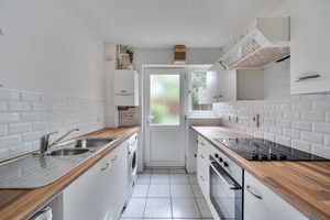 Kitchen- click for photo gallery
